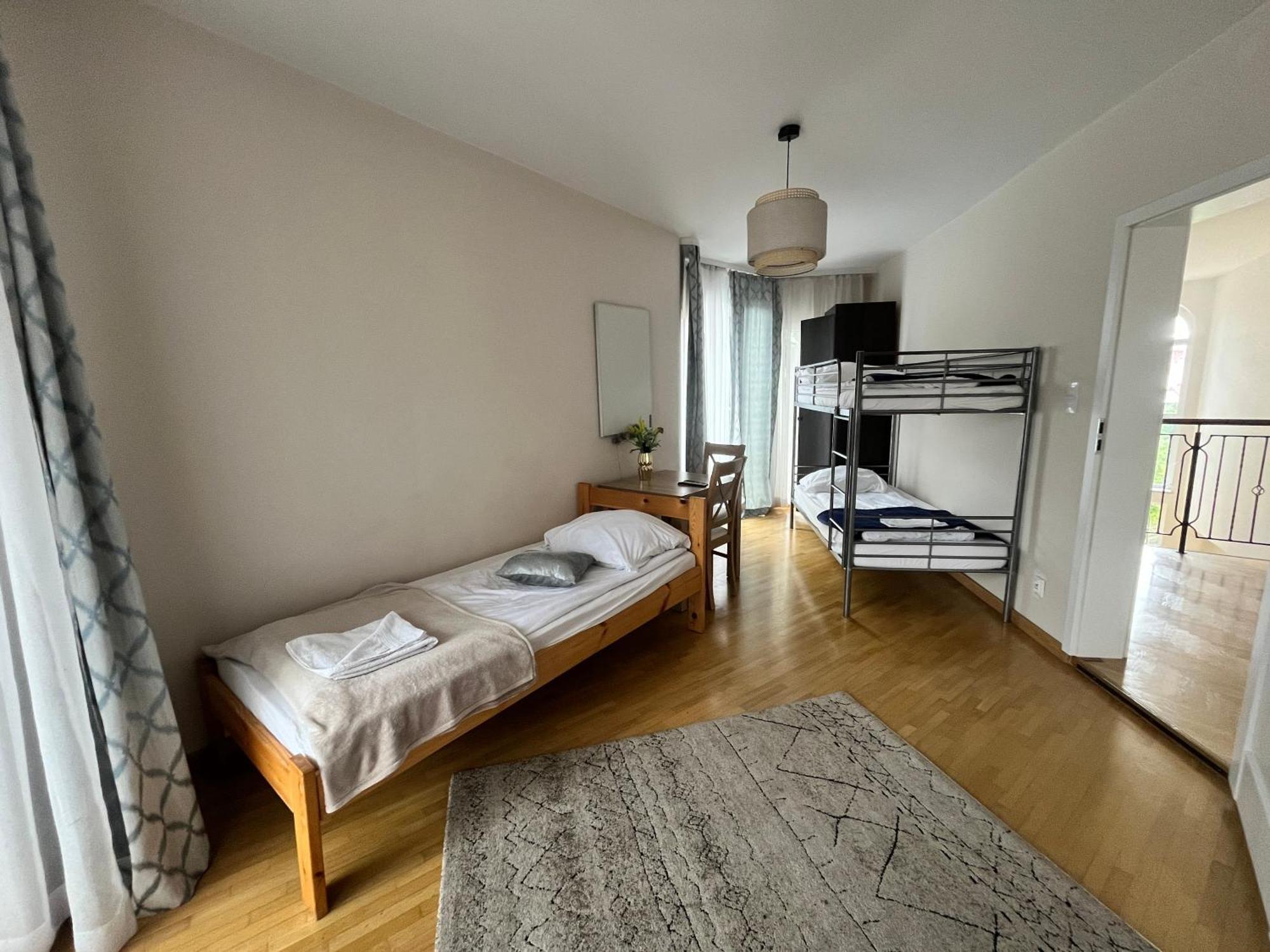 ביאליסטוק Hostel & Restauracja Santorini מראה חיצוני תמונה